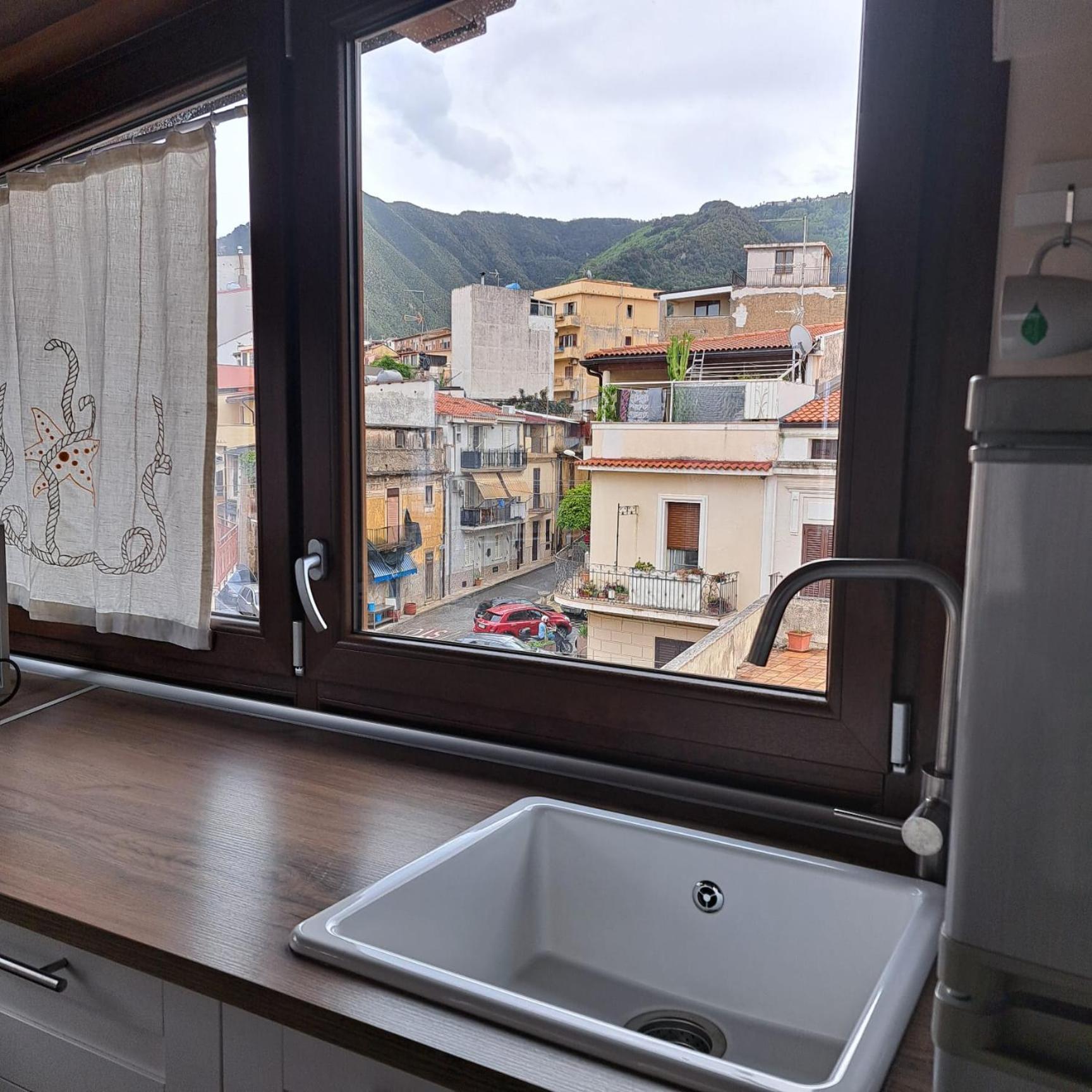 Il Ritratto Casa Vacanza シッラ エクステリア 写真