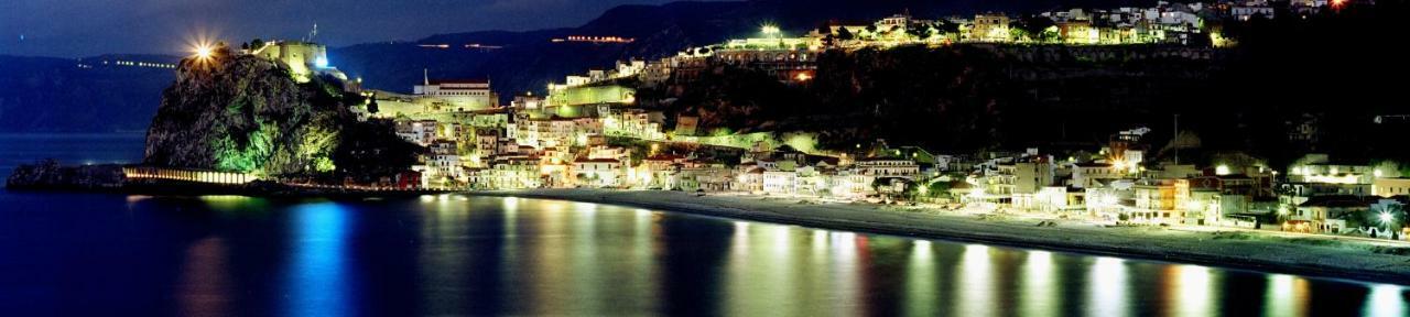 Il Ritratto Casa Vacanza シッラ エクステリア 写真
