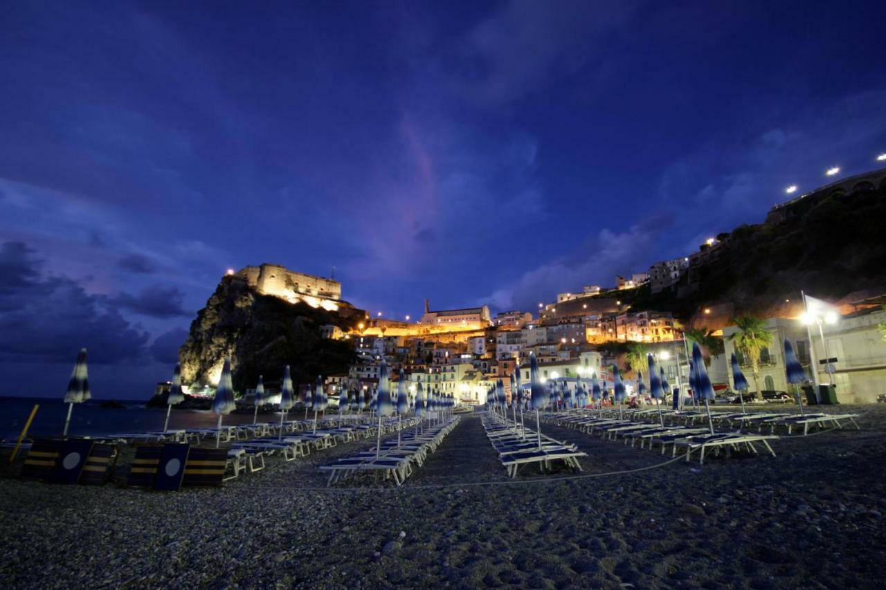 Il Ritratto Casa Vacanza シッラ エクステリア 写真